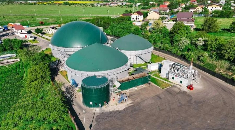 Ghidul de finanțare pentru investiții în capacități de producție a energiei din surse regenerabile, respectiv biogaz pe bază de gunoi de grajd, a fost pus astăzi în consultare publică