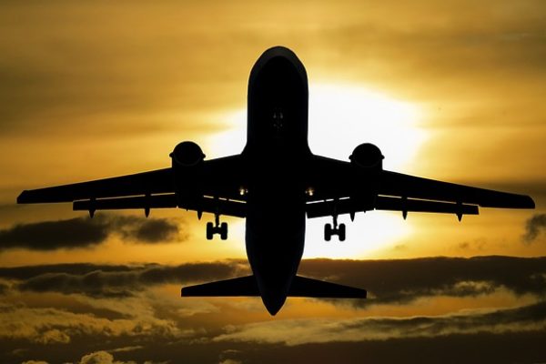 Cele mai sigure locuri în avion: ghidul tău pentru o zbor lipsit de stres