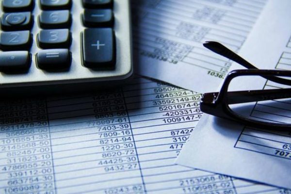 Avertismentul dur al Consiliului Fiscal: „Nu putem evita creșterea taxelor și impozitelor. Deficitul bugetar este o cangrenă care afectează economia României”