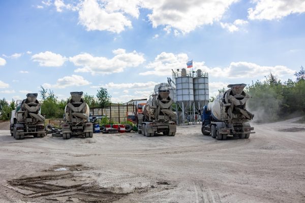 Cum se clasifică principalele tipuri de beton după compoziție și utilizare