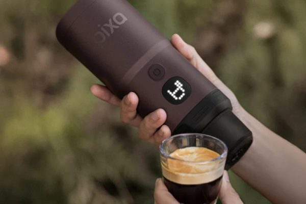 În ce situații este util un espressor portabil: călătorii, camping, birou