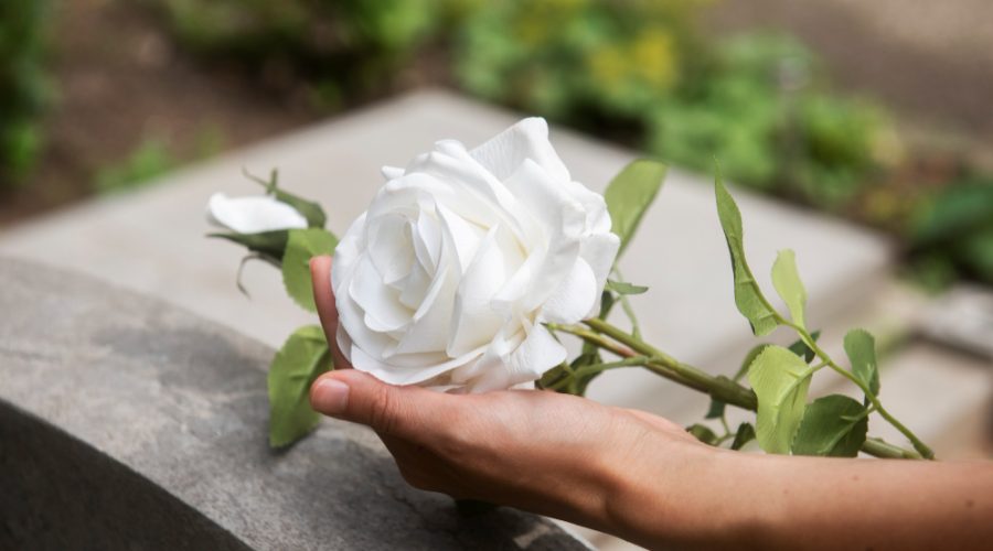 servicii funerare non-stop